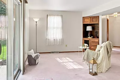 20 Hennig Dr, Pittsburgh, PA 15236 - Photo 5