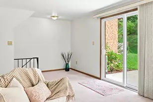 20 Hennig Dr, Pittsburgh, PA 15236 - Photo 7