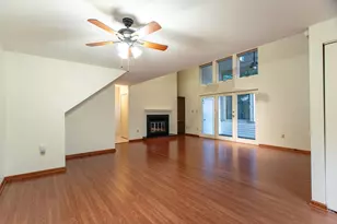 1407 Kenzie Dr, Robinson Twp, PA 15205 - Photo 7