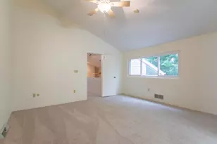 1407 Kenzie Dr, Robinson Twp, PA 15205 - Photo 17