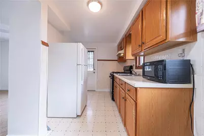 402 Oakhurst Avenue, North Versailles, PA 15137 - Photo 7