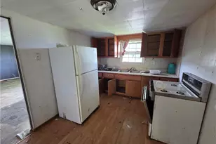 606 Scott Ave, Scottdale, PA 15683 - Photo 13