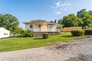 1008 Broad St, Connellsville, PA 15425 - Photo 1