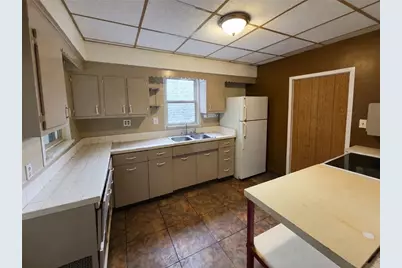 257 Thompson Ave, Donora, PA 15033 - Photo 9