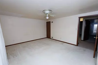 2406 Old Elizabeth Rd, West Mifflin, PA 15122 - Photo 19