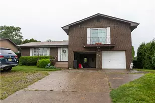 2406 Old Elizabeth Rd, West Mifflin, PA 15122 - Photo 1