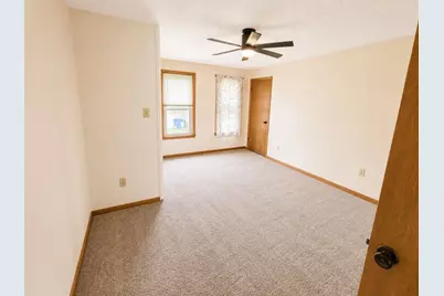 214 Thompson Ave, Donora, PA 15033 - Photo 11