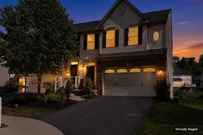 8021 Hinsdale Ln, South Fayette, PA 15057 - Photo 1