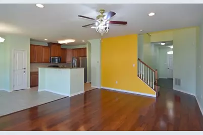 8021 Hinsdale Ln, South Fayette, PA 15057 - Photo 11