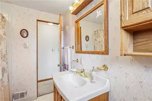 143 W Patty Ln, Monroeville, PA 15146 - Photo 17