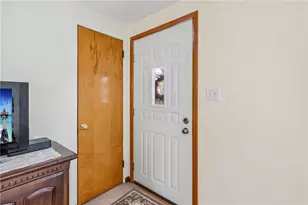 143 W Patty Ln, Monroeville, PA 15146 - Photo 5