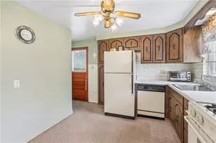 143 W Patty Ln, Monroeville, PA 15146 - Photo 15