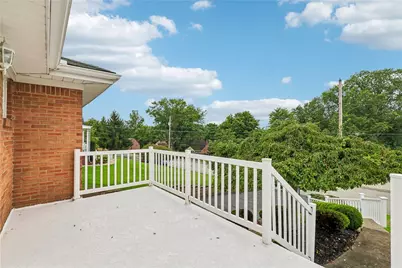 143 W Patty Lane, Monroeville, PA 15146 - Photo 3