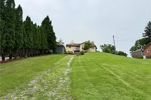 8321 E Van Buren Dr, Pittsburgh, PA 15237 - Photo 9
