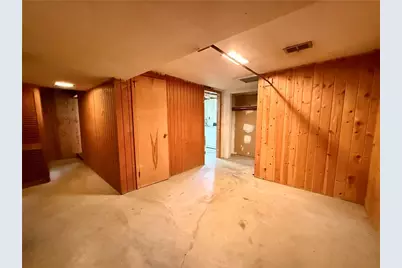 8321 E Van Buren Dr, Pittsburgh, PA 15237 - Photo 25