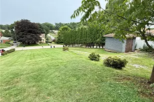 8321 E Van Buren Dr, Pittsburgh, PA 15237 - Photo 3