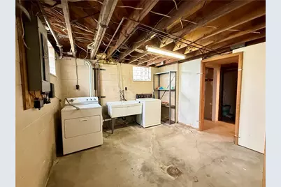 8321 E Van Buren Dr, Pittsburgh, PA 15237 - Photo 23