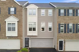 920 Royal Ct, Canonsburg, PA 15317 - Photo 1