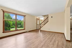 178 Cole Rd, Ellwood City, PA 16101 - Photo 3