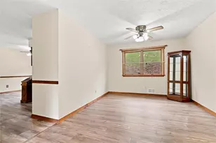 178 Cole Rd, Ellwood City, PA 16101 - Photo 5