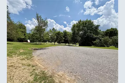 216 Pleasantview Dr, Ohioville, PA 15059 - Photo 23