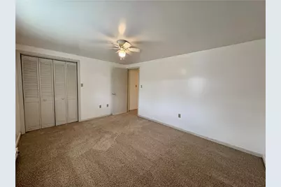 216 Pleasantview Dr, Ohioville, PA 15059 - Photo 13
