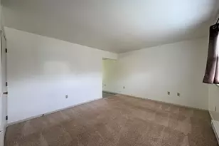 216 Pleasantview Dr, Ohioville, PA 15059 - Photo 3