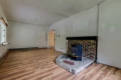 12 Rhodes Ave, Aleppo, PA 15143 - Photo 15