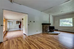 12 Rhodes Ave, Aleppo, PA 15143 - Photo 17