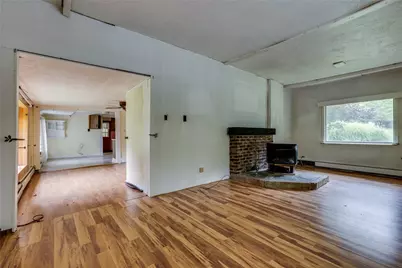 12 Rhodes Ave, Aleppo, PA 15143 - Photo 17