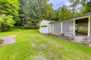 12 Rhodes Ave, Aleppo, PA 15143 - Photo 5
