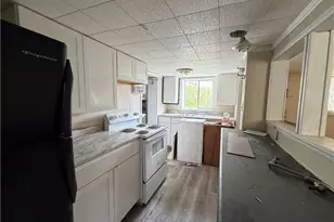 22 Virginia Ave, Fallowfield, PA 15022 - Photo 5