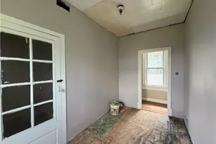 22 Virginia Ave, Fallowfield, PA 15022 - Photo 9