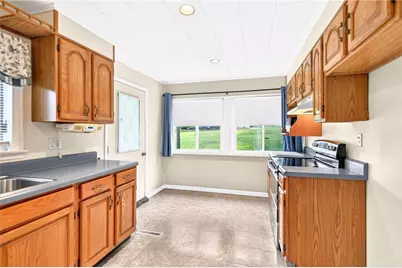 1215 Village Rd, Mount Pleasant Township, PA 15666 - Photo 27