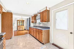 1215 Village Rd, Mount Pleasant Township, PA 15666 - Photo 29