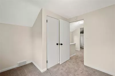 1339 Edgewood Dr, West Homestead, PA 15120 - Photo 17