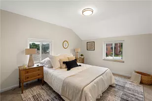 1339 Edgewood Dr, West Homestead, PA 15120 - Photo 9