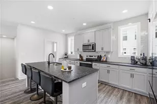 503 Stallings Ln, Cranberry Township, PA 16066 - Photo 5