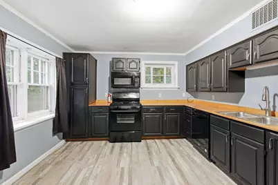 9 1/2 E Pitt St, Canonsburg, PA 15317 - Photo 7