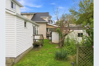 402 Franklin Ave, Vandergrift, PA 15690 - Photo 25
