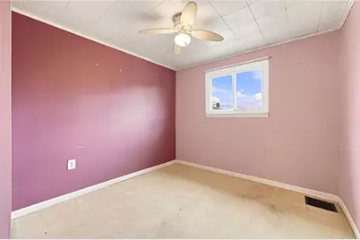 402 Franklin Ave, Vandergrift, PA 15690 - Photo 19