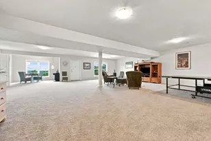 316 Ridge View Ct, West Deer, PA 15101 - Photo 9