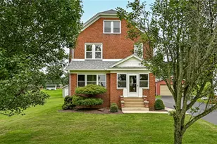 26 Overlook Ln, Bessemer, PA 16112 - Photo 1