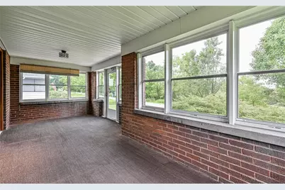 26 Overlook Ln, Bessemer, PA 16112 - Photo 7