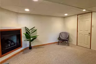 6347 Crestview Dr, South Park, PA 15129 - Photo 19