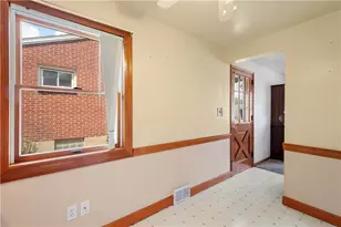 6347 Crestview Dr, South Park, PA 15129 - Photo 5