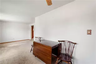 6347 Crestview Dr, South Park, PA 15129 - Photo 9