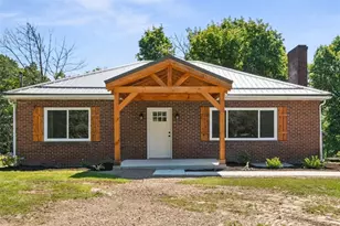 4533 Ridgeview Dr, Hempfield Township, PA 15601 - Photo 1