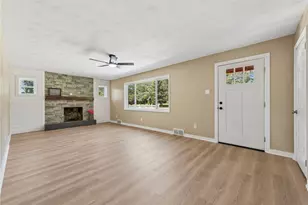 4533 Ridgeview Dr, Hempfield Township, PA 15601 - Photo 3