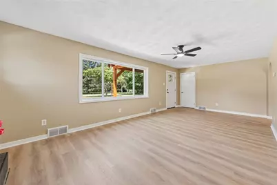 4533 Ridgeview Dr, Hempfield Township, PA 15601 - Photo 5